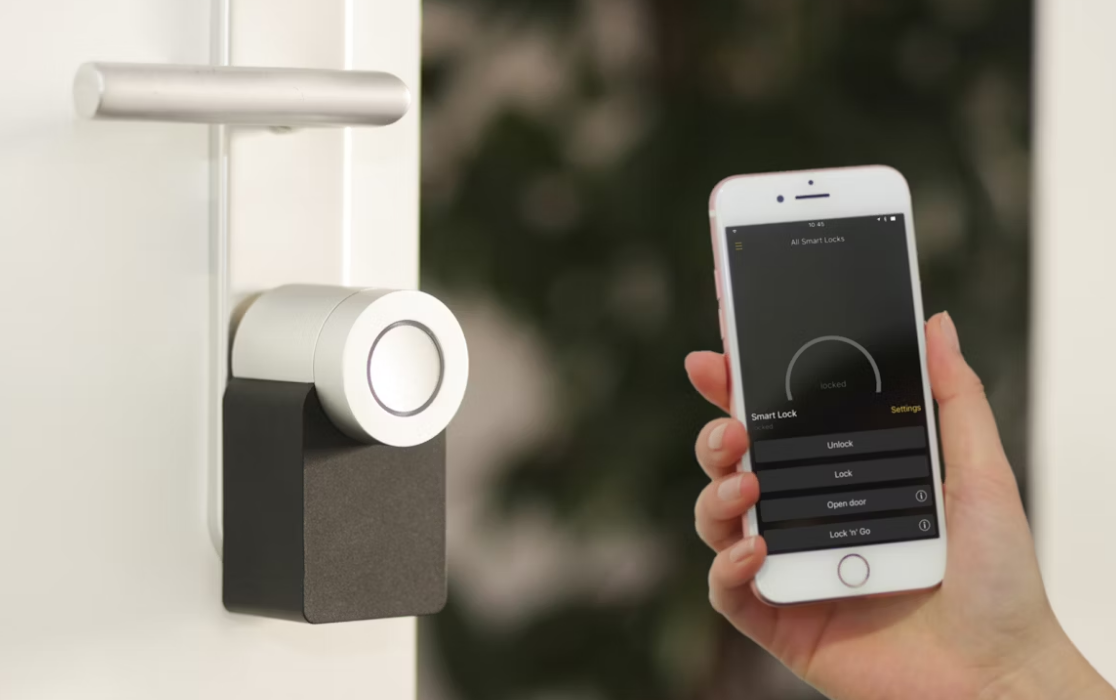 Smart Home Reparatur: Wer darf an Ihrem Alexa herumschrauben?